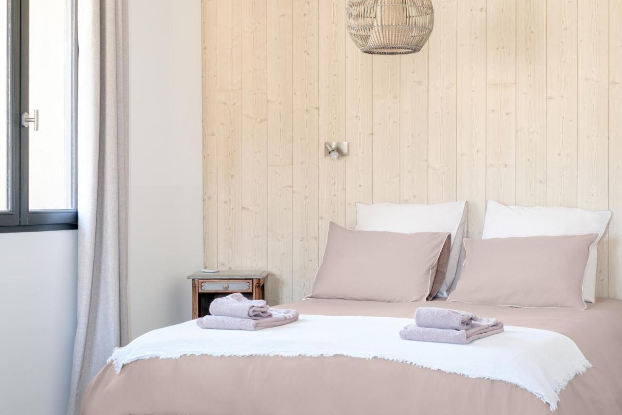 Saint-Hilaire-dʼOzilhan L'Ostal - Bed & Breakfast - Chambres Et Suites De 25 A 40M2 - Spa מראה חיצוני תמונה