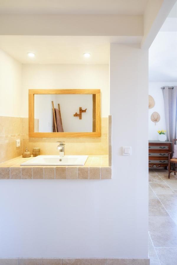 Saint-Hilaire-dʼOzilhan L'Ostal - Bed & Breakfast - Chambres Et Suites De 25 A 40M2 - Spa מראה חיצוני תמונה
