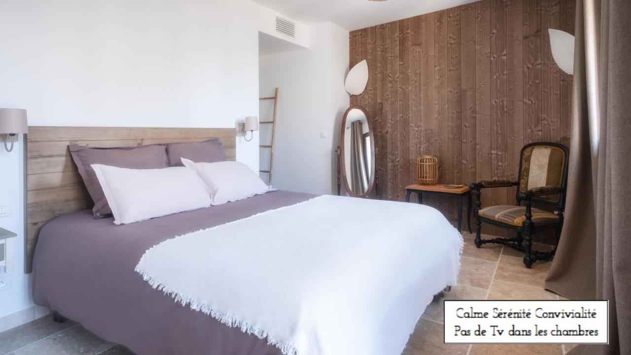 Saint-Hilaire-dʼOzilhan L'Ostal - Bed & Breakfast - Chambres Et Suites De 25 A 40M2 - Spa מראה חיצוני תמונה