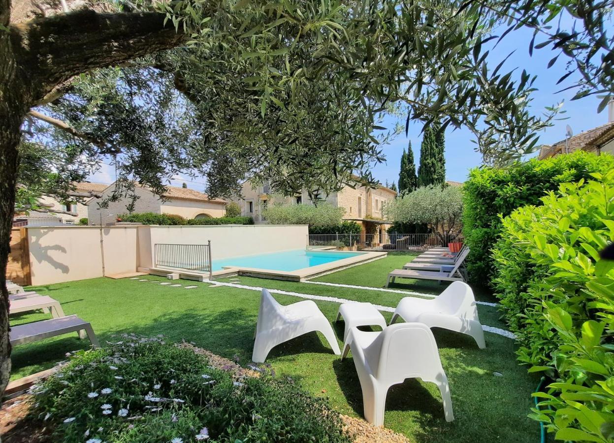 Saint-Hilaire-dʼOzilhan L'Ostal - Bed & Breakfast - Chambres Et Suites De 25 A 40M2 - Spa מראה חיצוני תמונה