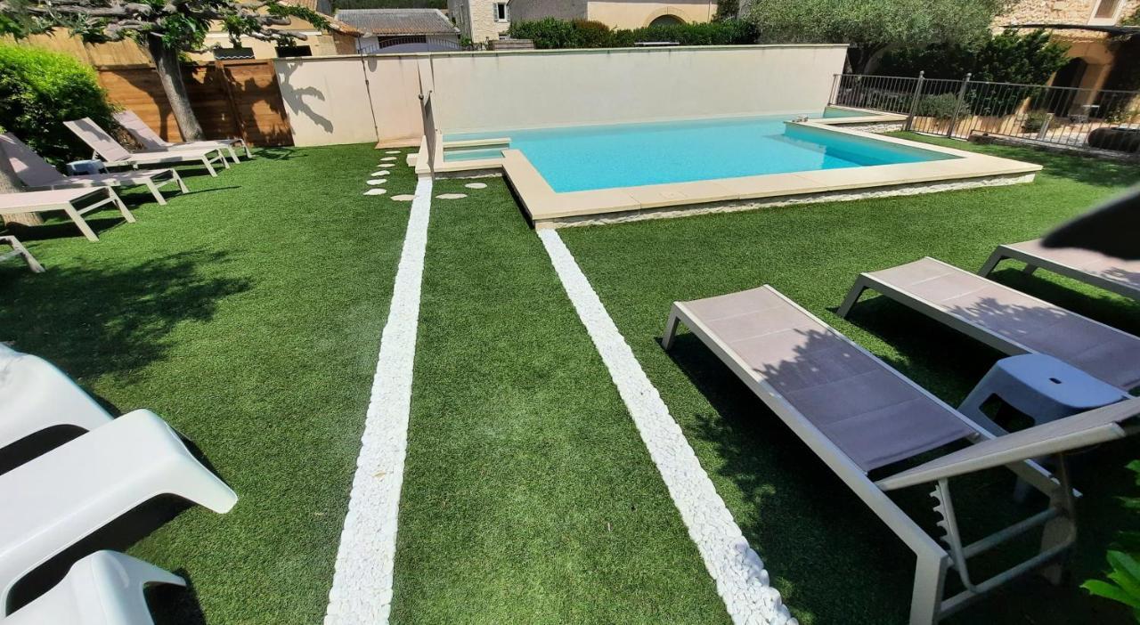 Saint-Hilaire-dʼOzilhan L'Ostal - Bed & Breakfast - Chambres Et Suites De 25 A 40M2 - Spa מראה חיצוני תמונה